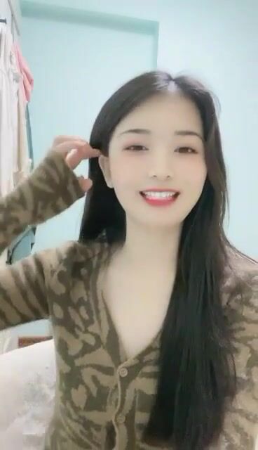 【小野马】极品女神好似邻家妹妹 白皙圆润 大白馒头奶子 ~~~1