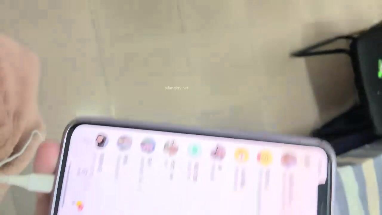 2023.5.7，【佳人有约】，尿哥泡良佳作，人妻家中，做饭途中也要插入，大白屁股后入暴插_172741