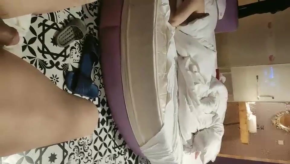 淫亂至極的小氣質夫婦老夫老妻了，簡單做愛已沒意思，高質量操老婆