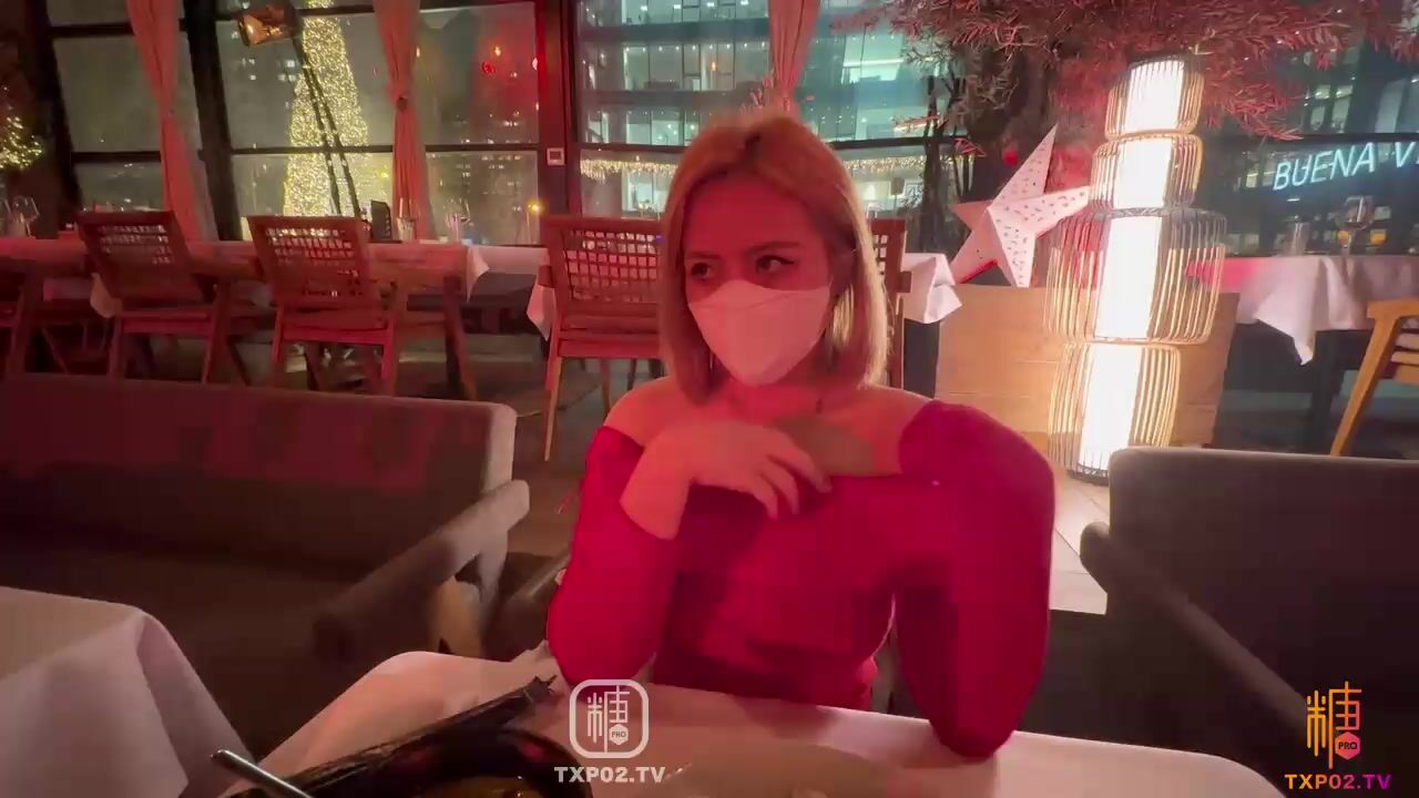 美杜莎 绝对领域包臀黑丝给爸爸的圣诞精喜 被大肉棒狠狠冲刺嫩穴 裹茎榨精极爽爆射尤物